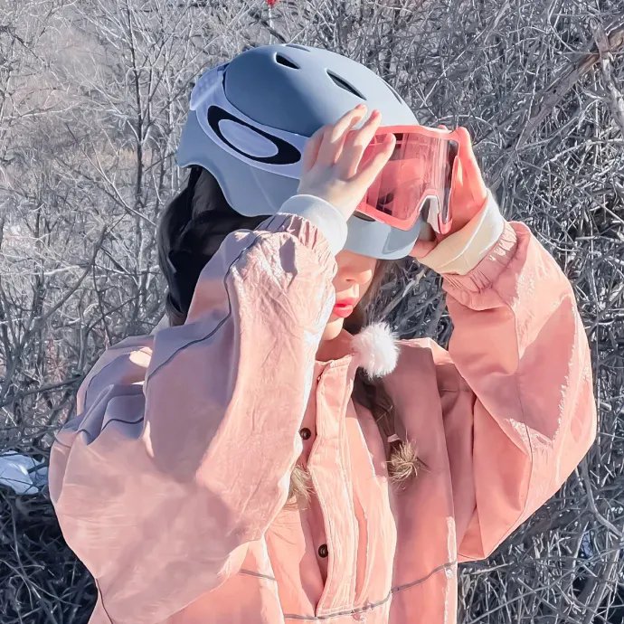 怪妳过分美丽封面